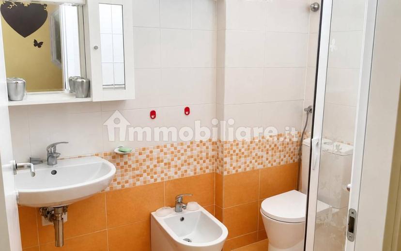 Quadrilocale viale Amerigo Vespucci,, Marina di Carrara, Carrara — foto 9 di 14