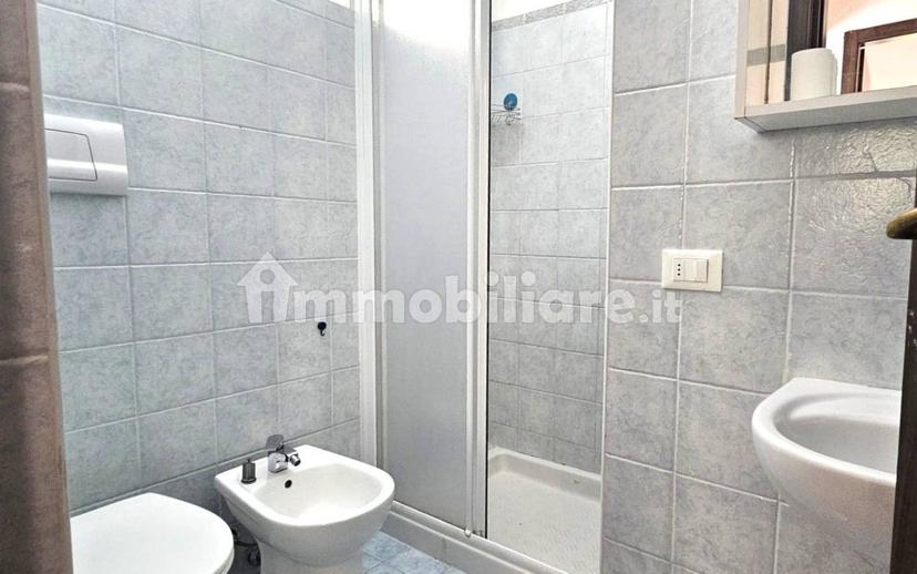 Trilocale via Giacomo Leopardi 2, Saronno — foto 10 di 15