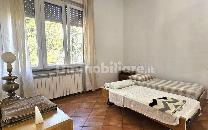 Trilocale via Giacomo Leopardi 2, Saronno — foto 7 di 15