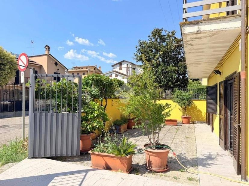 Trilocale via del porto 45, Gavignano Sabino, Forano — foto 4 di 36