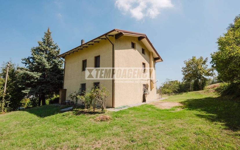 Quadrilocale via Valle - Fontana della Bastiglia 2487, Serramazzoni — foto 10 di 37