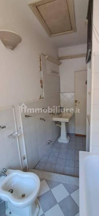 Bilocale via Camillo Benso di Cavour, Centro, Frosinone — foto 18 di 27