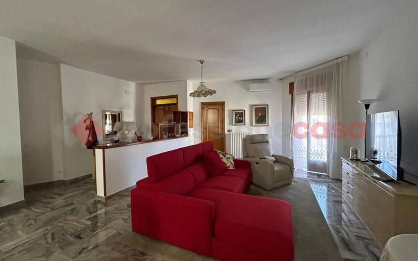 Appartamento via Umberto I, 109, Centro, Pulsano — foto 18 di 29