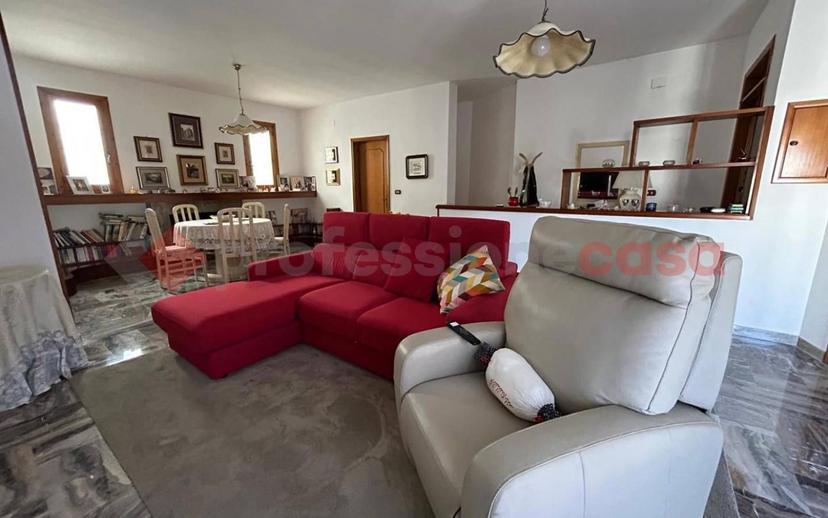 Appartamento via Umberto I, 109, Centro, Pulsano — foto 7 di 29