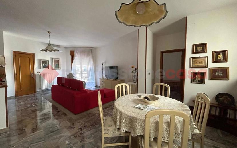 Appartamento via Umberto I, 109, Centro, Pulsano — foto 6 di 29