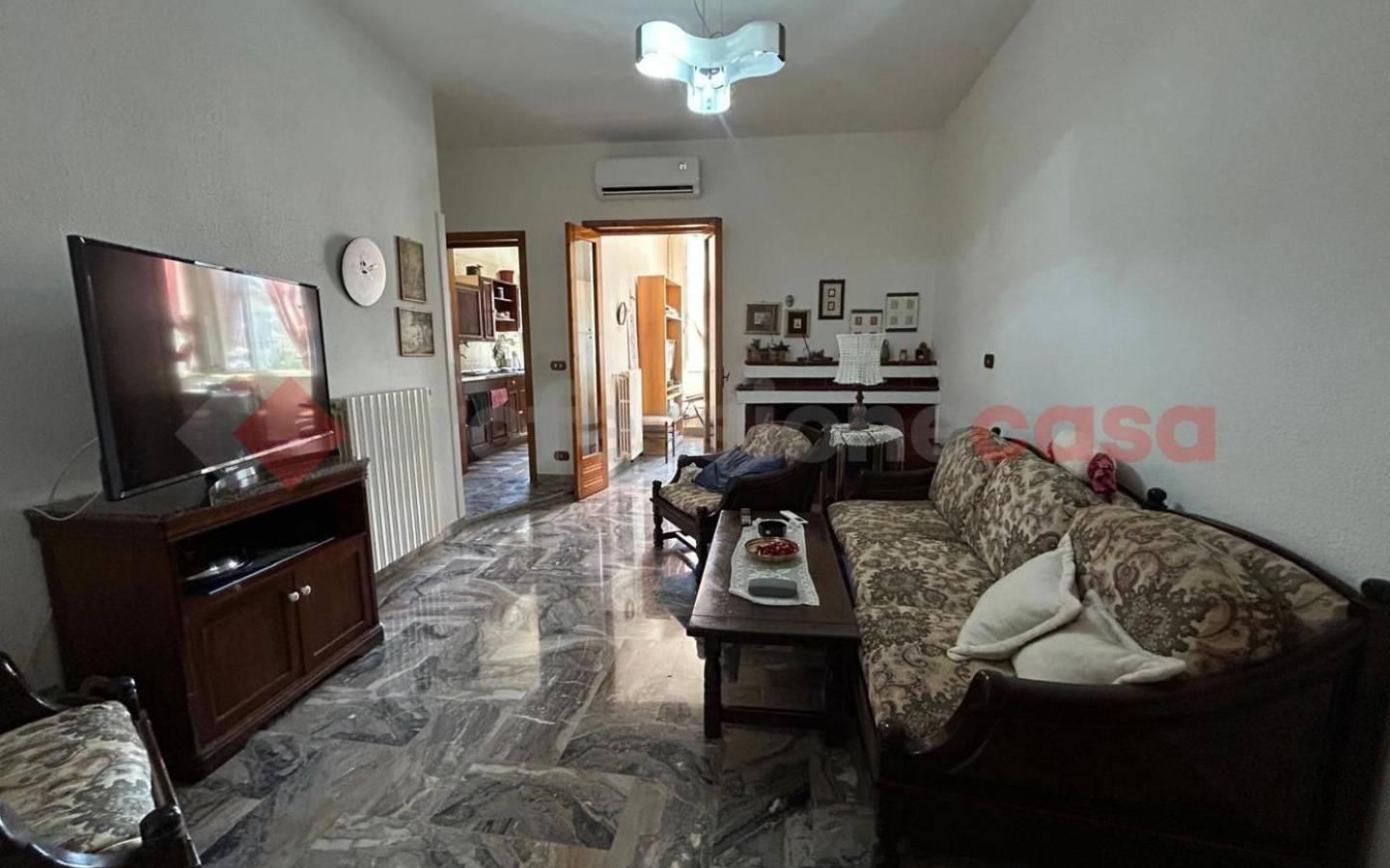 Appartamento via Umberto I, 109, Centro, Pulsano