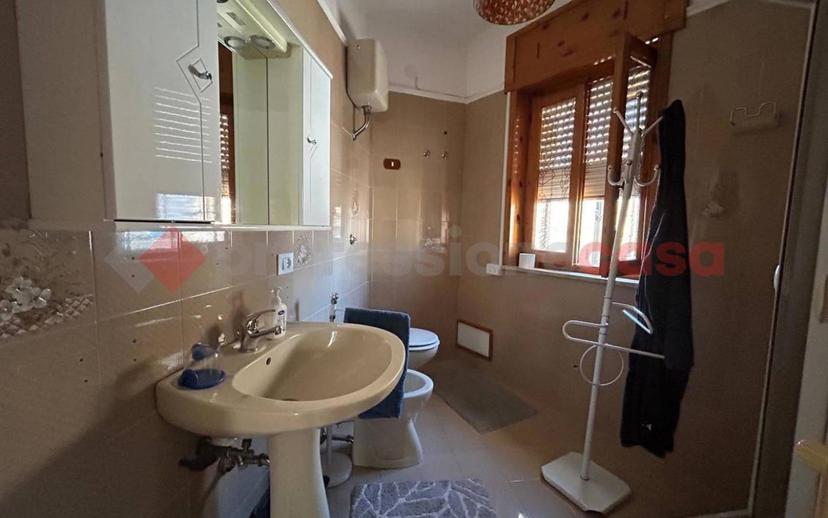 Appartamento via Umberto I, 109, Centro, Pulsano — foto 12 di 29