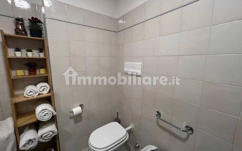 Bilocale via Milano, Borghi, Como — foto 10 di 16