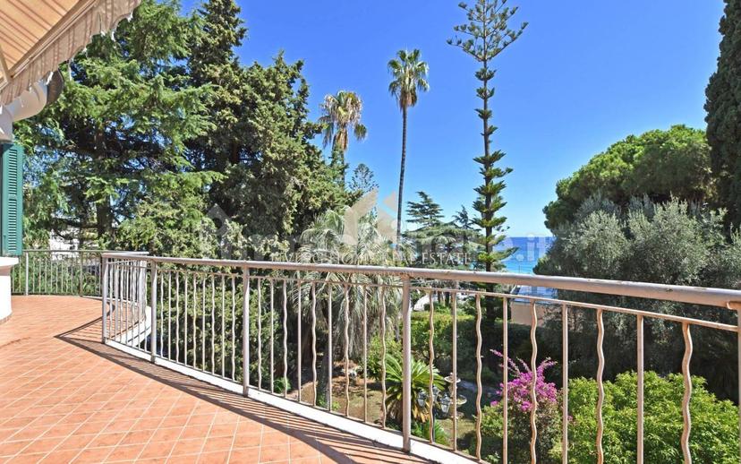 Villa unifamiliare via Pietralunga, Foce - Semeria, Sanremo — foto 2 di 35