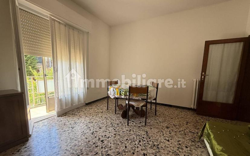 Trilocale buono stato, piano rialzato, Baia Flaminia, Pesaro — foto 9 di 19