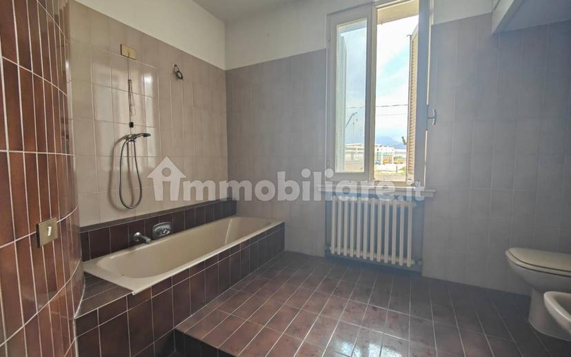 Villa unifamiliare via Provinciale Per Sirone 15, Centro, Dolzago — foto 10 di 43