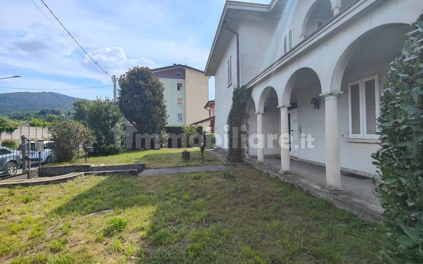 Villa unifamiliare via Provinciale Per Sirone 15, Centro, Dolzago — foto 4 di 43