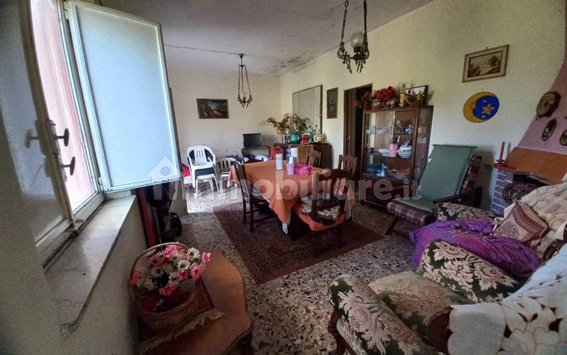 Casa colonica via Castagneto Nuovo, Piedimonte Etneo — foto 4 di 21