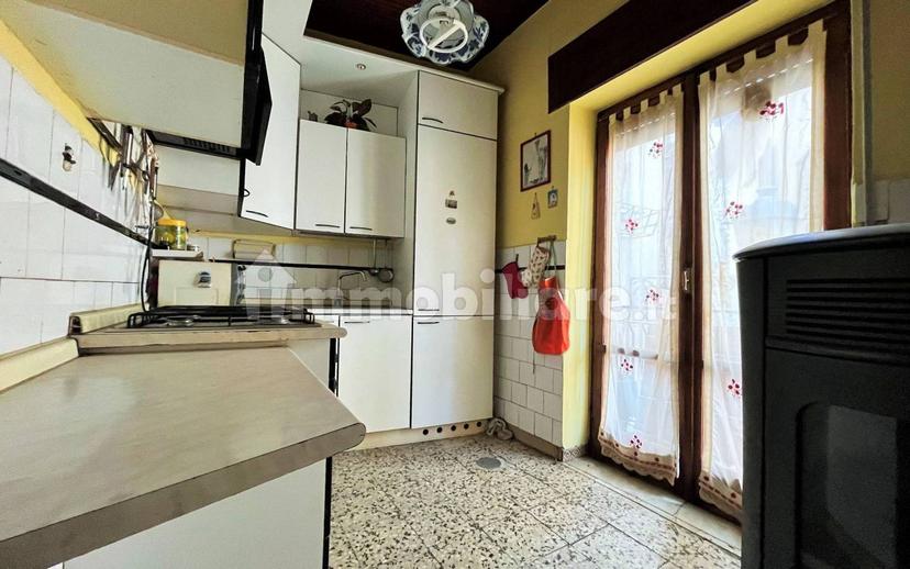Terratetto unifamiliare Vico Forno 22, Mercogliano — foto 3 di 10