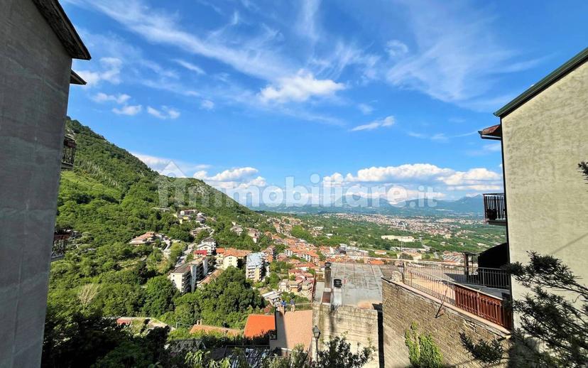 Terratetto unifamiliare Vico Forno 22, Mercogliano — foto 4 di 10
