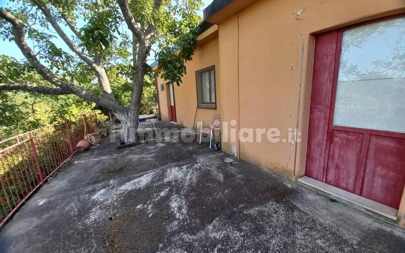 Casa colonica via Castagneto Nuovo, Piedimonte Etneo — foto 3 di 21