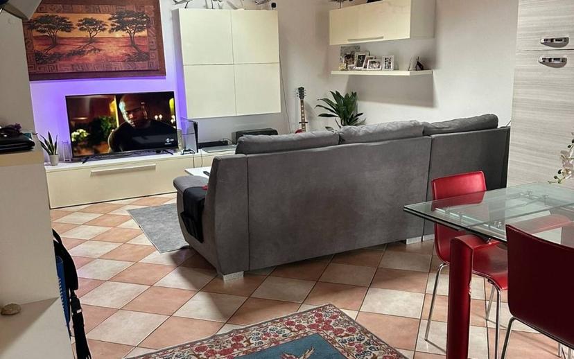 Bilocale via Luigi Cadorna 19, Centro, Somma Lombardo — foto 3 di 13
