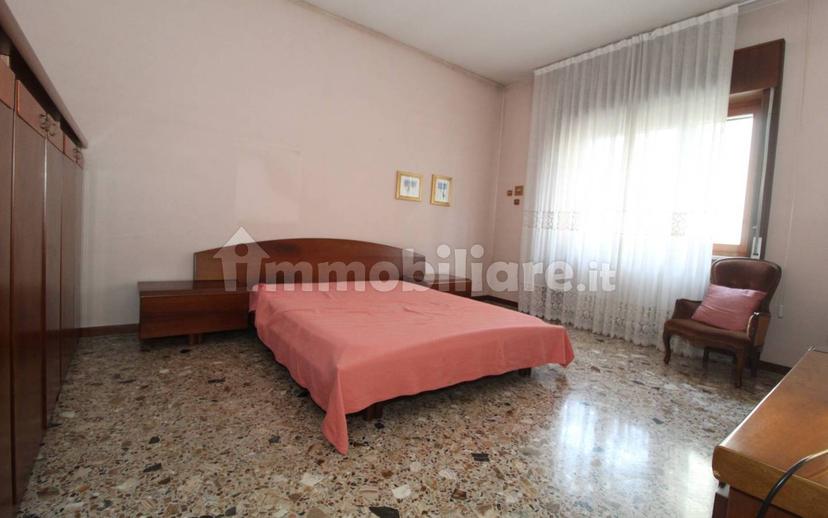 Villa unifamiliare via Vincenzo Scamozzi, Centro, Trissino — foto 28 di 34