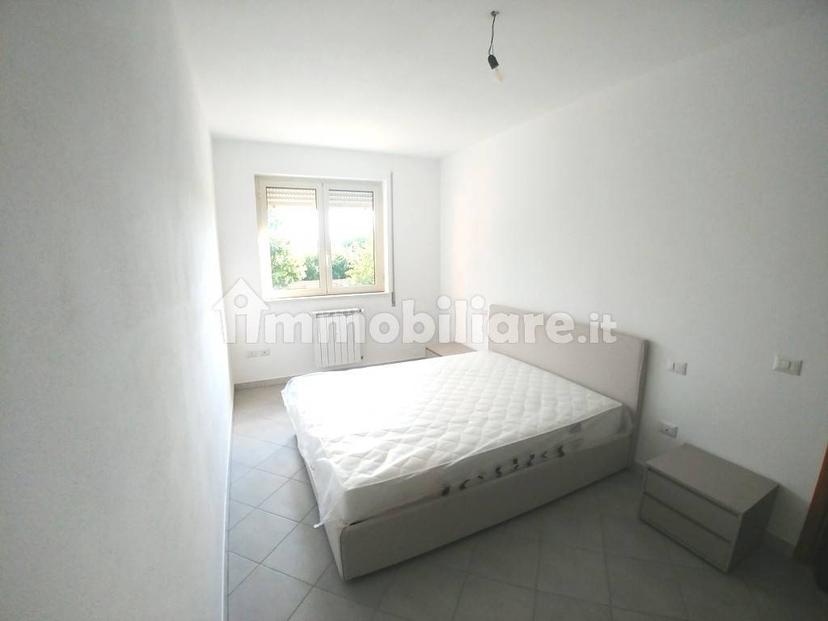 Bilocale via Umberto Terracini 14, Budrio — foto 2 di 19