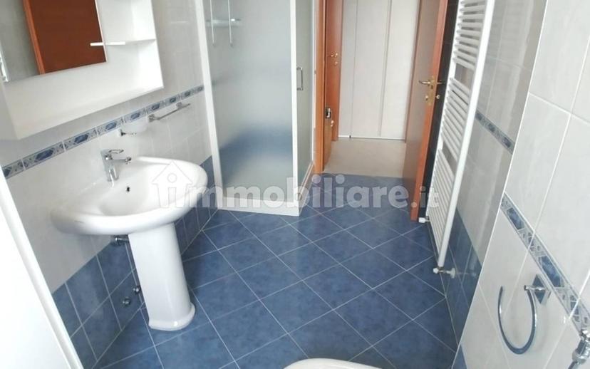 Bilocale via Umberto Terracini 14, Budrio — foto 4 di 19