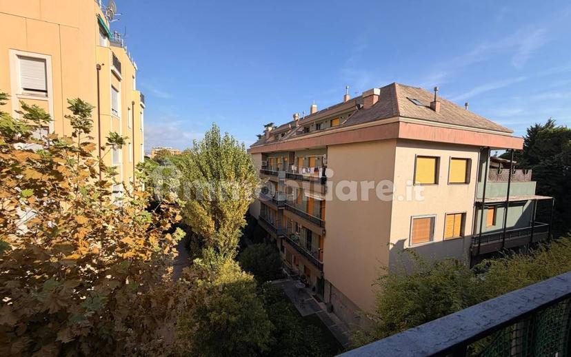 Bilocale piazza Giacomo Leopardi, Albaro, Genova — foto 2 di 17