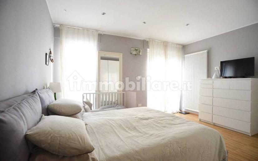 Appartamento viale Regina Margherita 19, Piazza Salotto - Corso Umberto, Pescara — foto 11 di 20