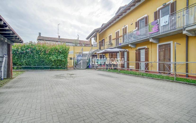 Trilocale via Dorbiè Superiore, Centro, Castelletto Sopra Ticino