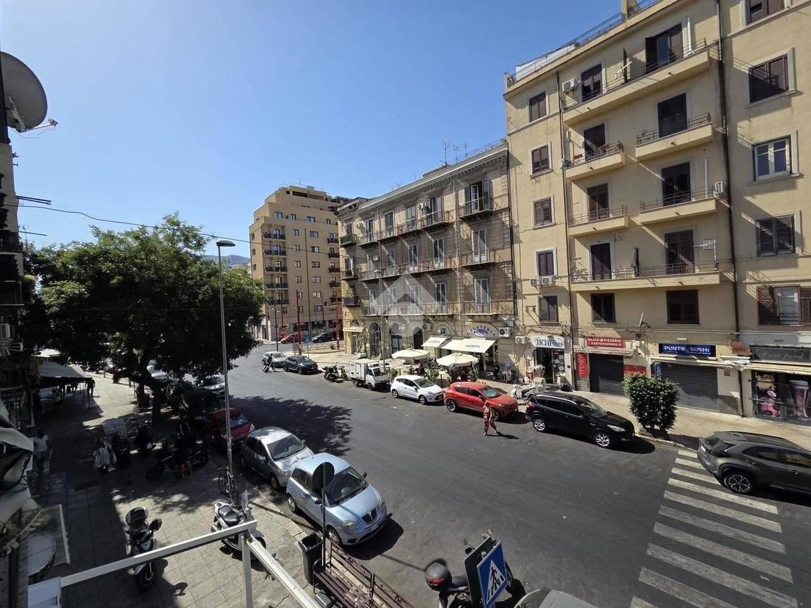 Quadrilocale corso dei Mille 68, Sant'Erasmo, Palermo