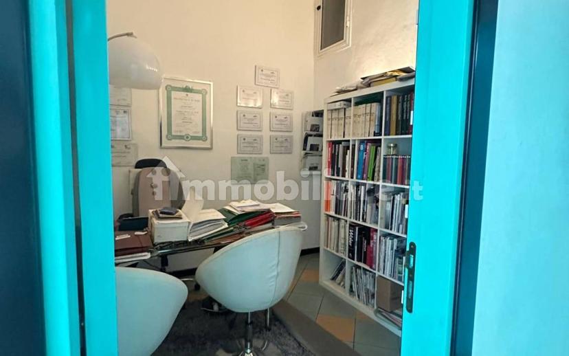 Appartamento via Francesco Crispi 62, Borgo, Taranto — foto 27 di 28
