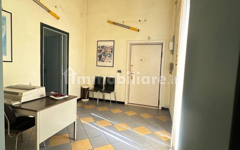 Appartamento via Francesco Crispi 62, Borgo, Taranto — foto 23 di 28