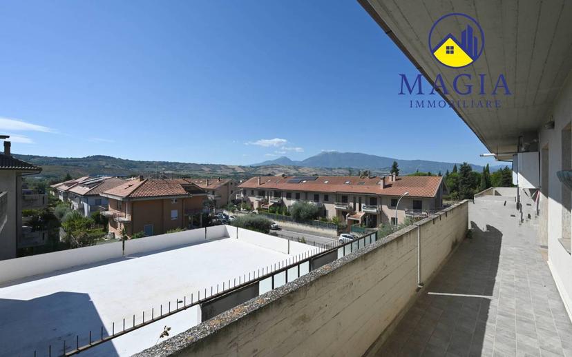 Appartamento via Leopardi, Villa San Giuseppe, Colli del Tronto — foto 2 di 19