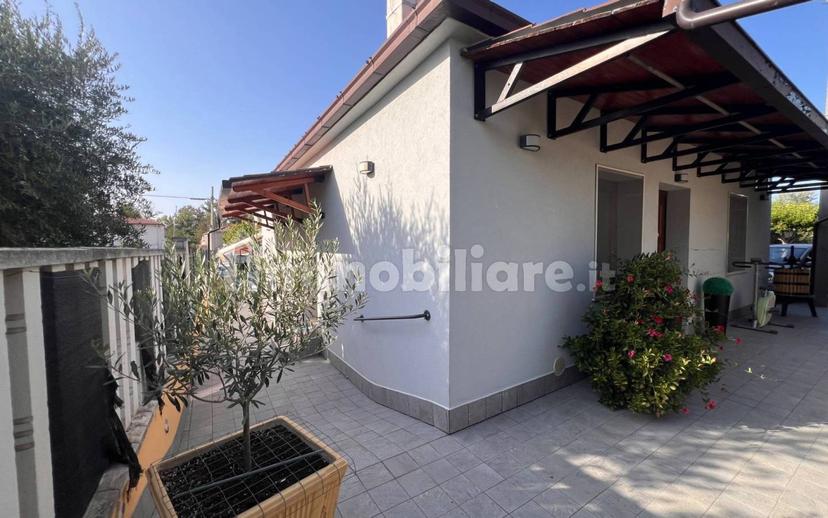 Villa unifamiliare via Salara 19, Muffo, San Giovanni Teatino — foto 3 di 36