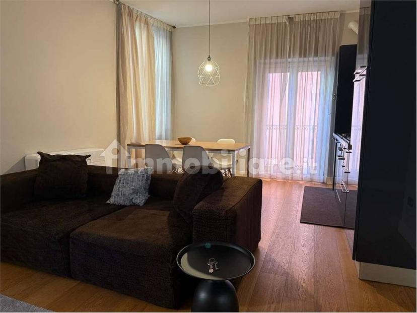 Bilocale ottimo stato, primo piano, Centro Storico, Reggio Emilia — foto 10 di 21
