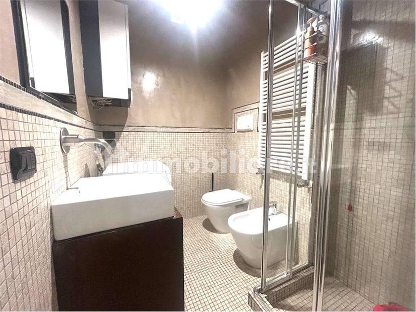 Bilocale ottimo stato, primo piano, Centro Storico, Reggio Emilia — foto 19 di 21