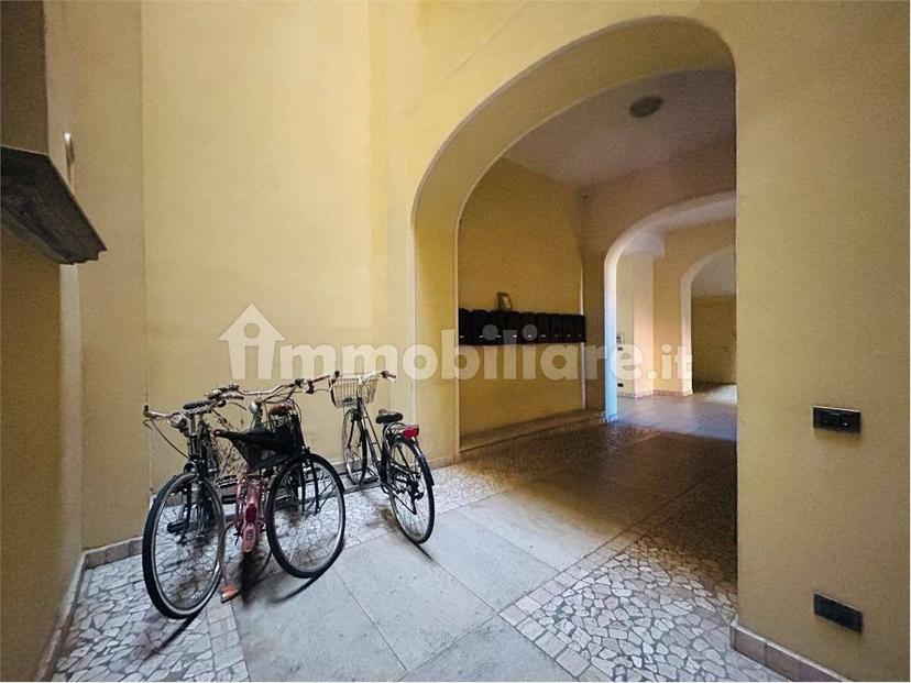 Bilocale ottimo stato, primo piano, Centro Storico, Reggio Emilia — foto 5 di 21
