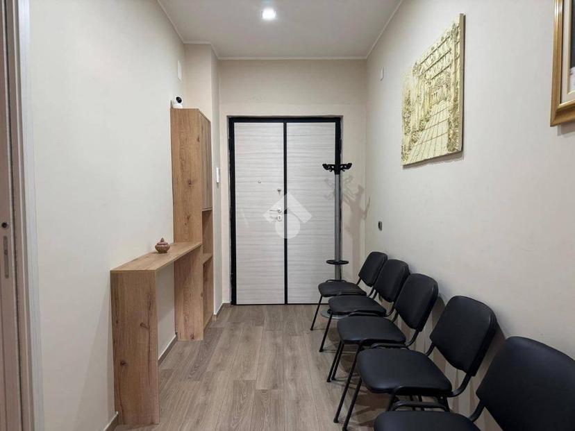 Bilocale Galleria Ciardiello 20, Centro Storico, Avellino — foto 9 di 14