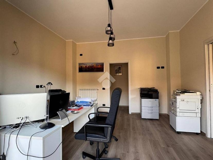 Bilocale Galleria Ciardiello 20, Centro Storico, Avellino — foto 5 di 14