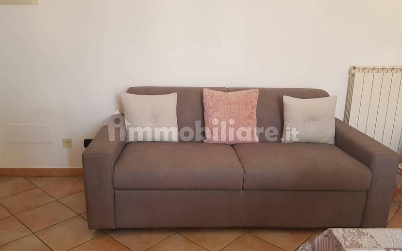 Trilocale via Alessandro Manzoni 8, Centro, Ferno — foto 5 di 42
