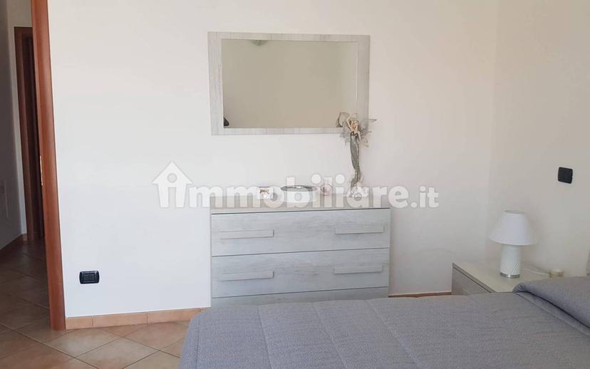 Trilocale via Alessandro Manzoni 8, Centro, Ferno — foto 4 di 42