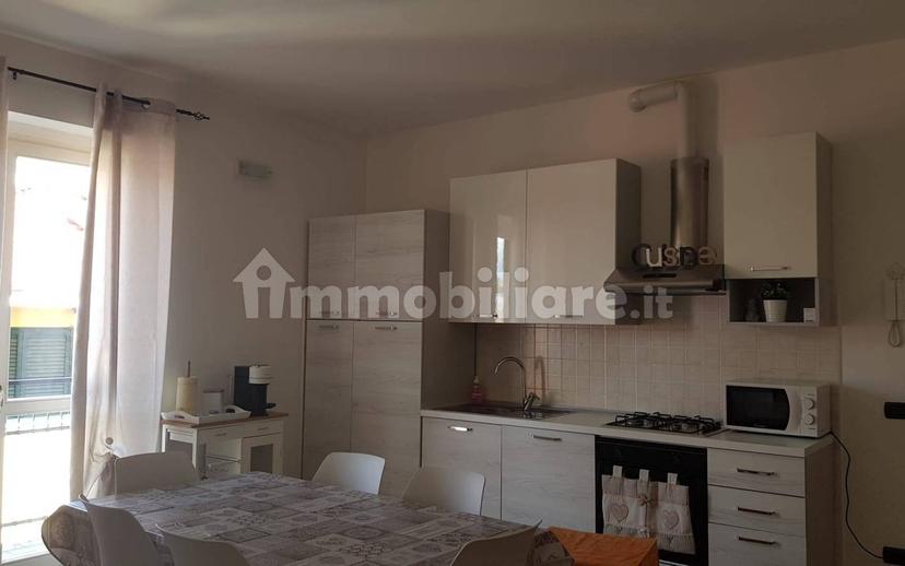 Trilocale via Alessandro Manzoni 8, Centro, Ferno — foto 41 di 42