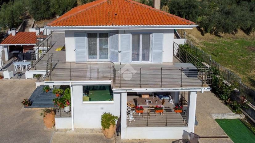 Villa unifamiliare via Gesso Paradiso, Formia — foto 13 di 40