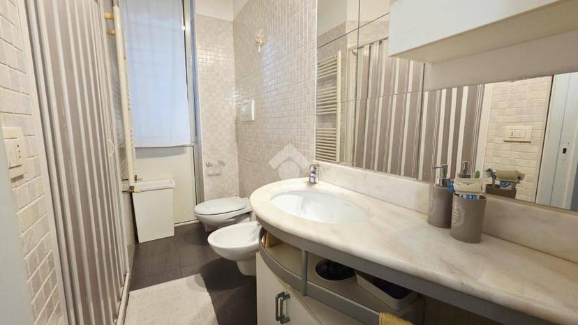 Trilocale corso alcide de gasperi 333, Poggiofranco, Bari — foto 11 di 36