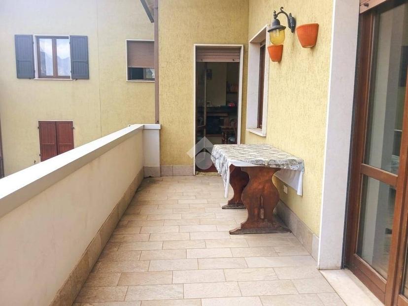 Quadrilocale via Giovanni XXIII 8, Centro, Artogne — foto 23 di 29