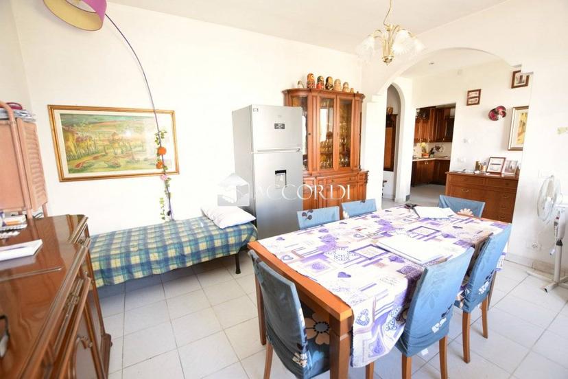 Trilocale buono stato, piano terra, Castelfranco Veneto — foto 2 di 32