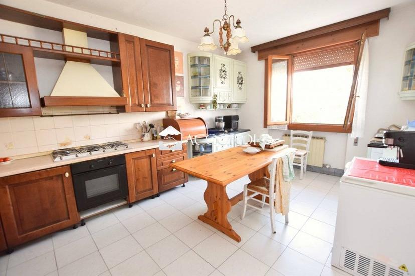 Trilocale buono stato, piano terra, Castelfranco Veneto — foto 29 di 32