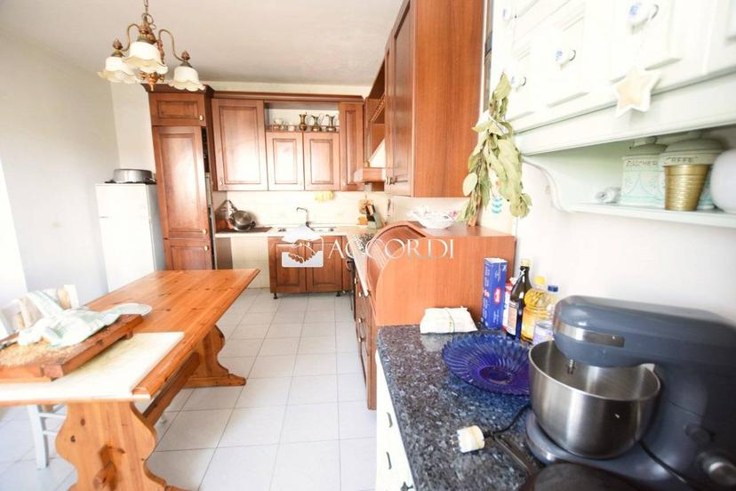 Trilocale buono stato, piano terra, Castelfranco Veneto — foto 5 di 32