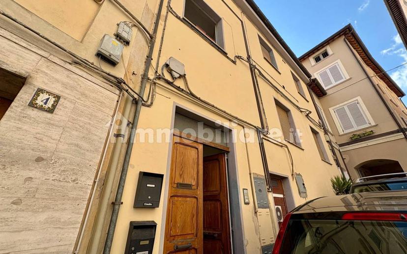 Appartamento via Ramelli, Centro, Fabriano — foto 7 di 27