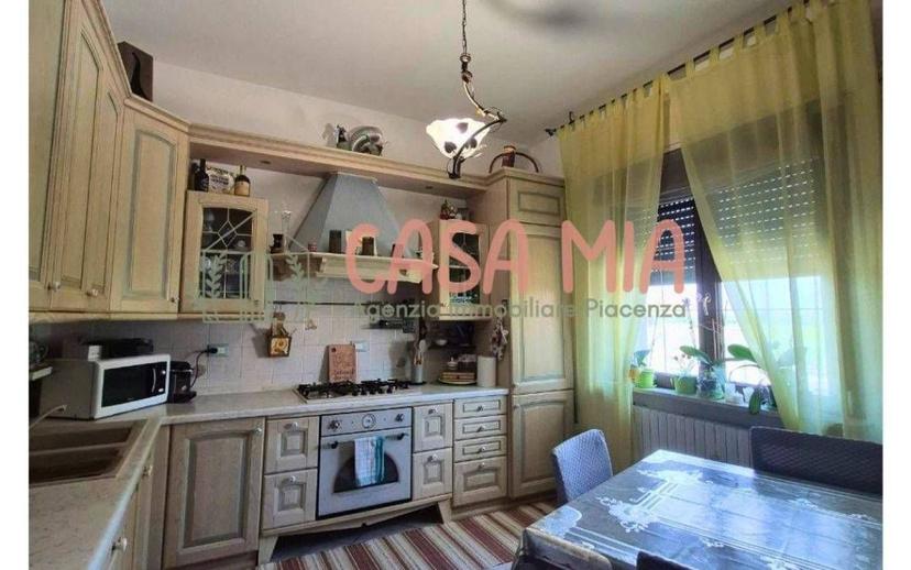 Villa unifamiliare via Borgonovo, Castel San Giovanni — foto 8 di 51