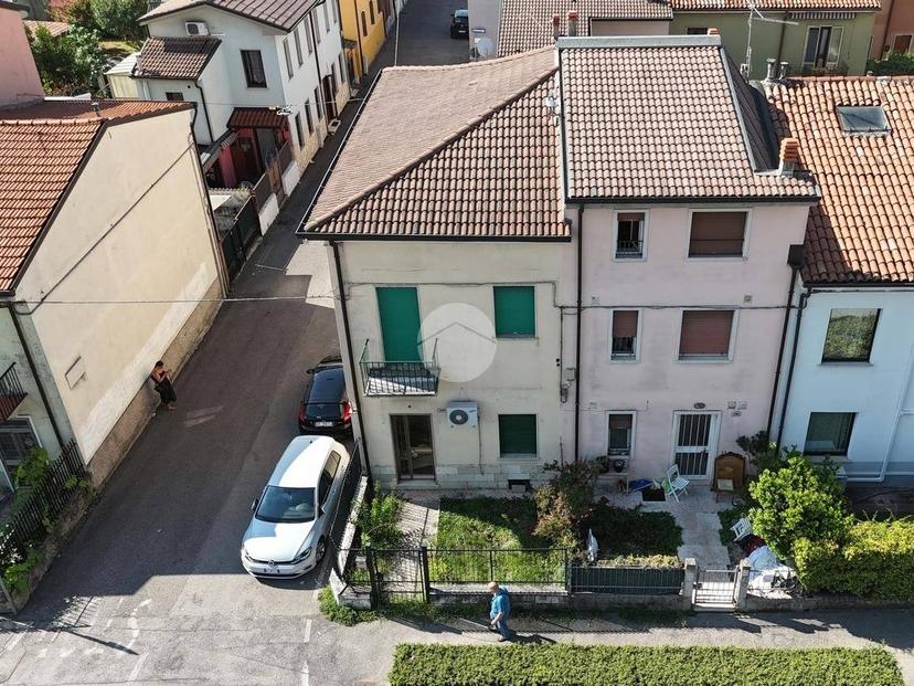 Terratetto unifamiliare via Custoza 2, San Michele Extra, Verona — foto 13 di 26