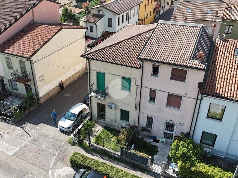 Terratetto unifamiliare via Custoza 2, San Michele Extra, Verona — foto 11 di 26
